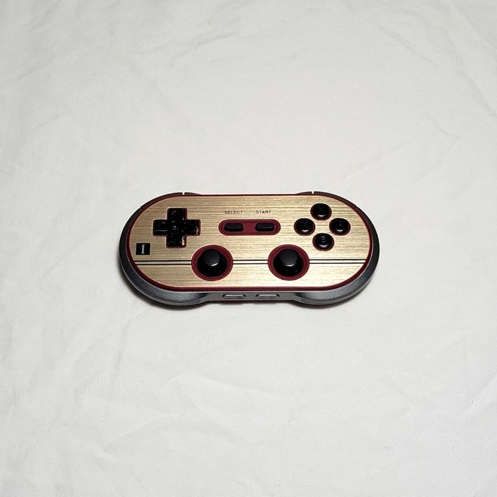 8Bitdo FC30 Pro